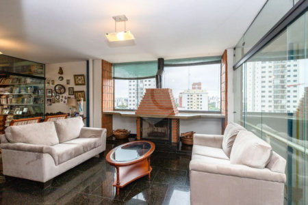 Apartamento à venda com 4 quartos, sendo 1 suíte, em Campo Belo, São Paulo, SP