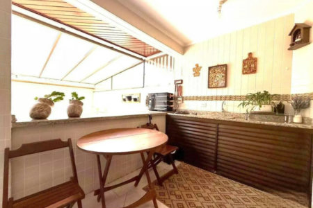Casa com 3 dormitórios à venda, 159 m² por R$ 1.380.000,00 - Embaré - Santos/SP