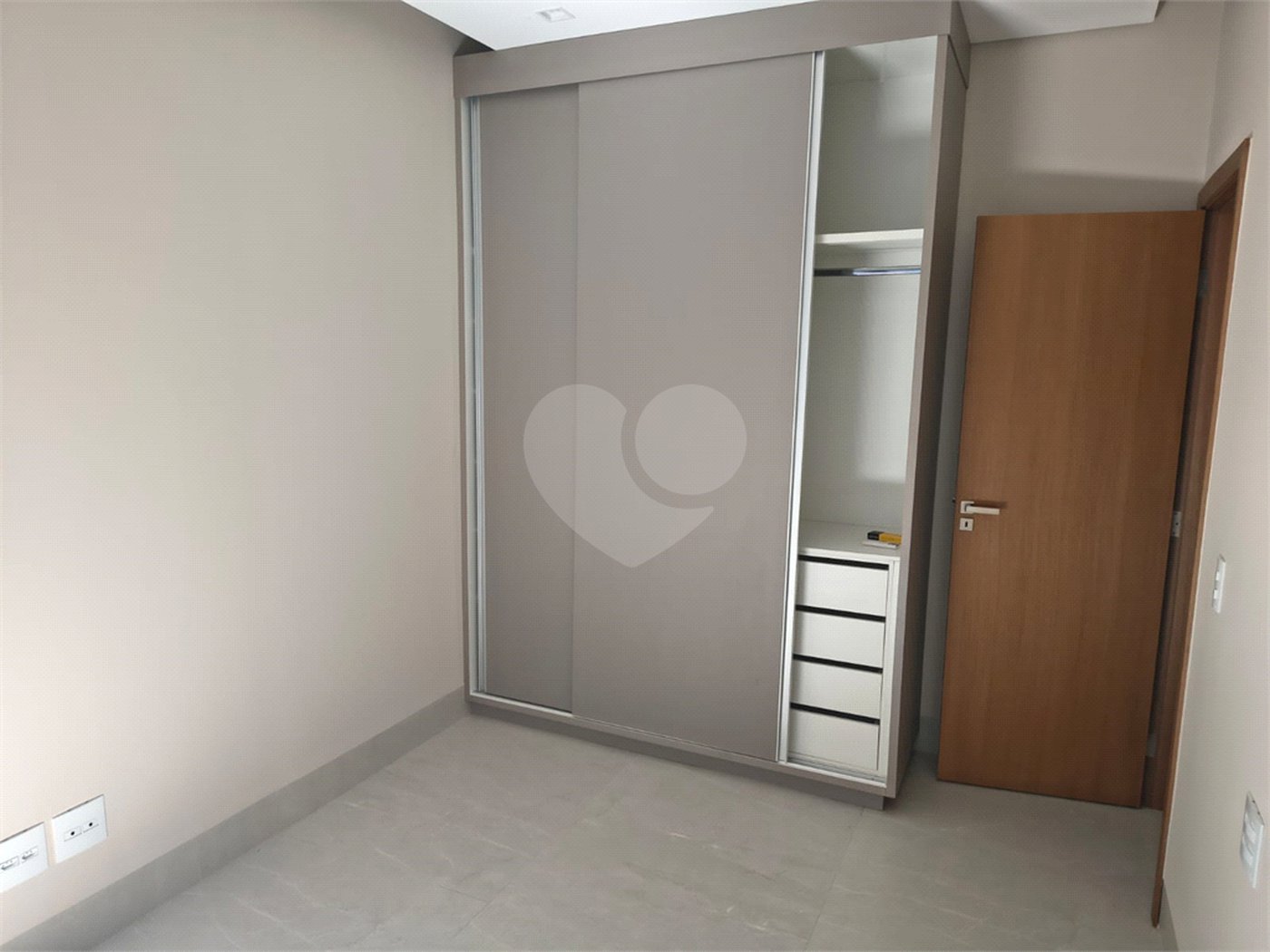 Casa à venda com 3 suítes no condomínio Valencia Gracia, Ribeirão Preto - SP
