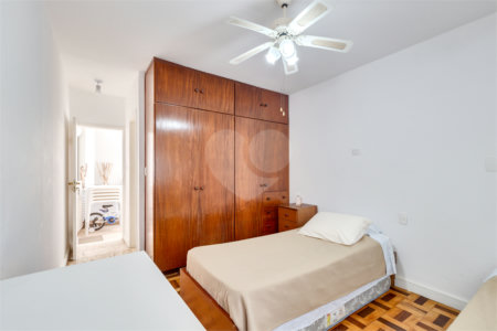 Casa Térrea à venda com 4 quartos, sendo 3 suítes, em Brooklin, São Paulo, SP