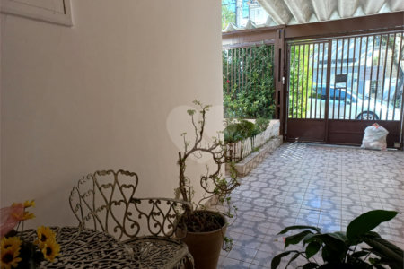 Casa à venda com 3 quartos, sendo 1 suíte,  em Vila Ipojuca, São Paulo, SP