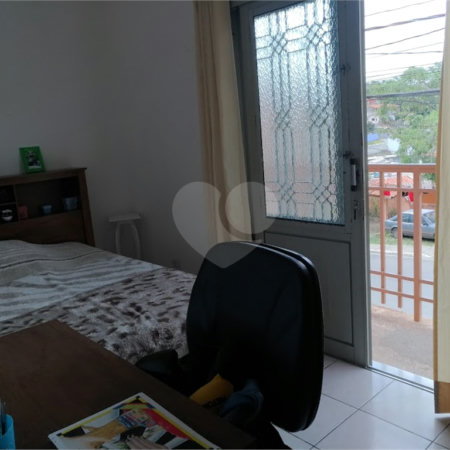 Sobrado à venda com 2 suítes em Jardim Maristela, Atibaia, SP
