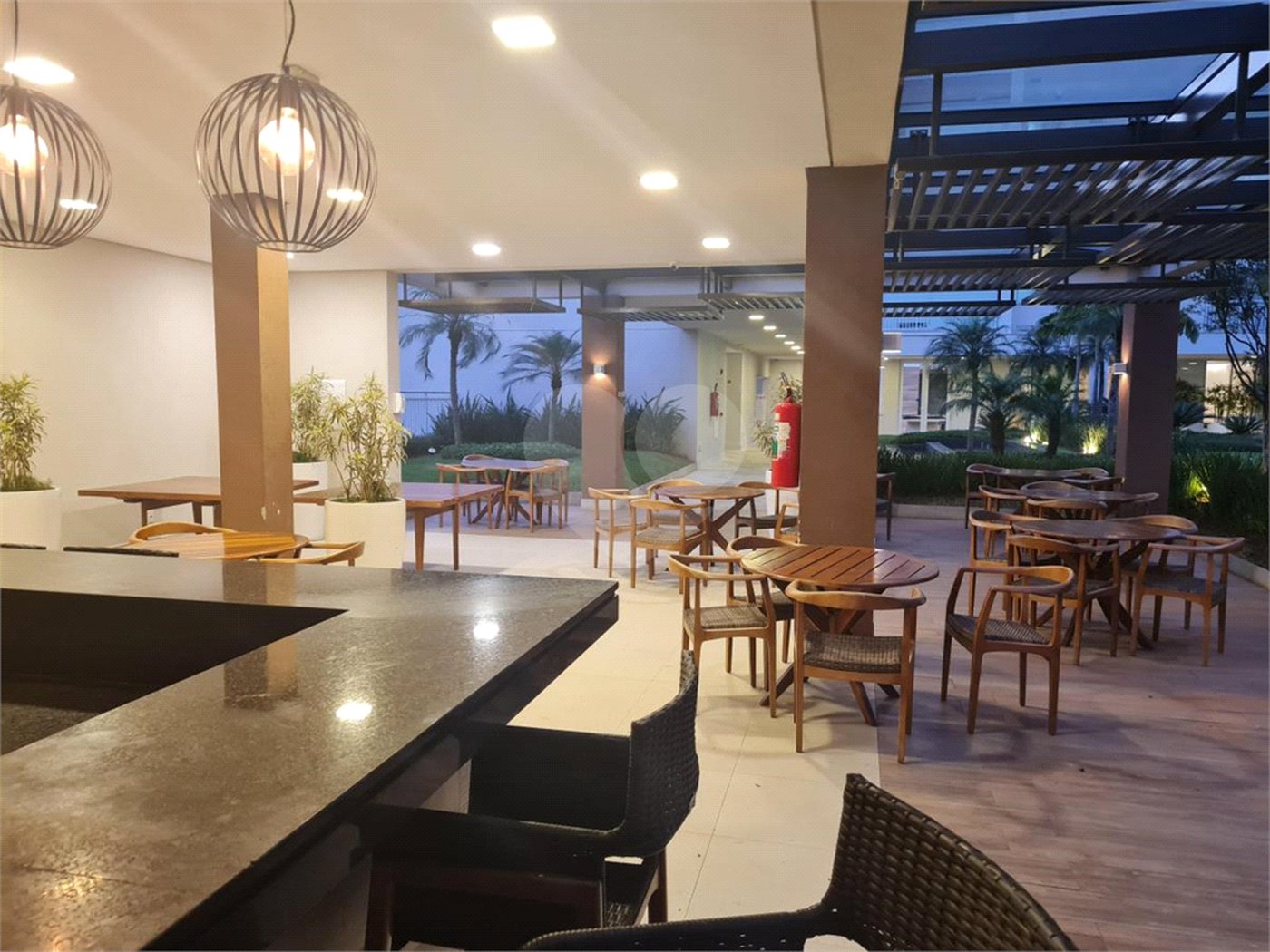Apartamento à venda com 3 quartos, sendo 1 suíte,  em Vila Anastácio, São Paulo, SP