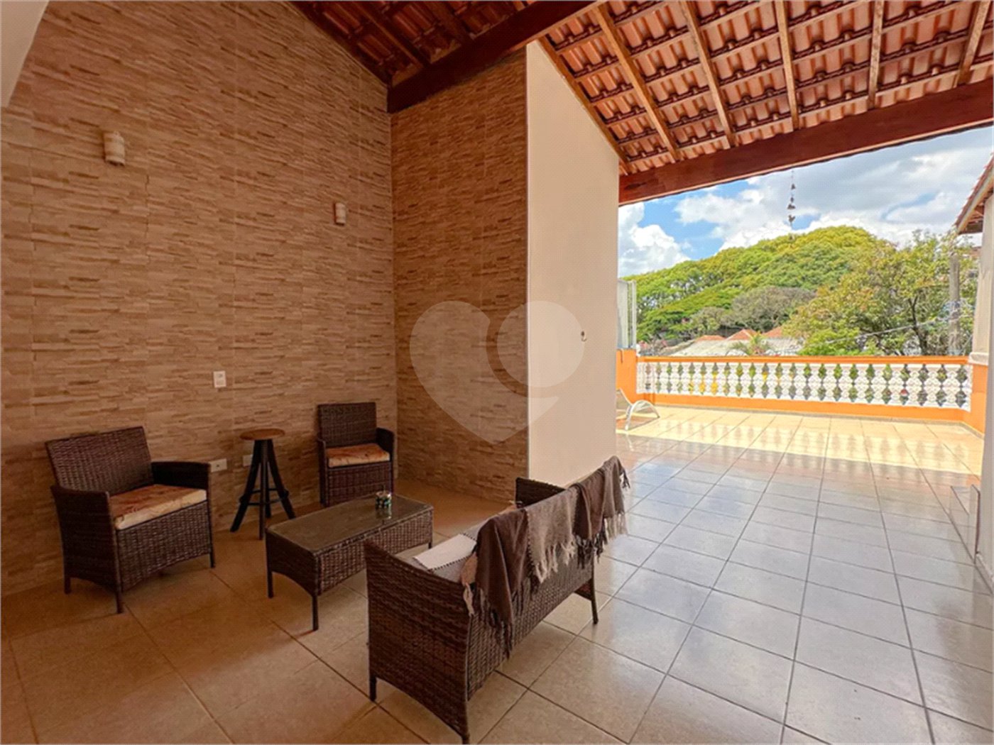 Casa para alugar com 3 quartos, sendo 1 suíte, em Vila Anglo Brasileira, São Paulo, SP