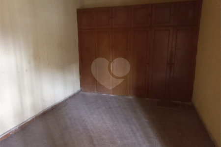 Sobrado à venda com 2 quartos em Vila Mazzei, São Paulo, SP