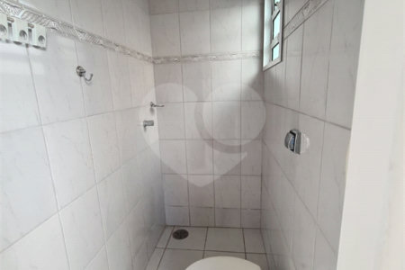 Casa à venda com 3 quartos, sendo 2 suítes, no condomínio Terras de São Francisco, Vinhedo - SP