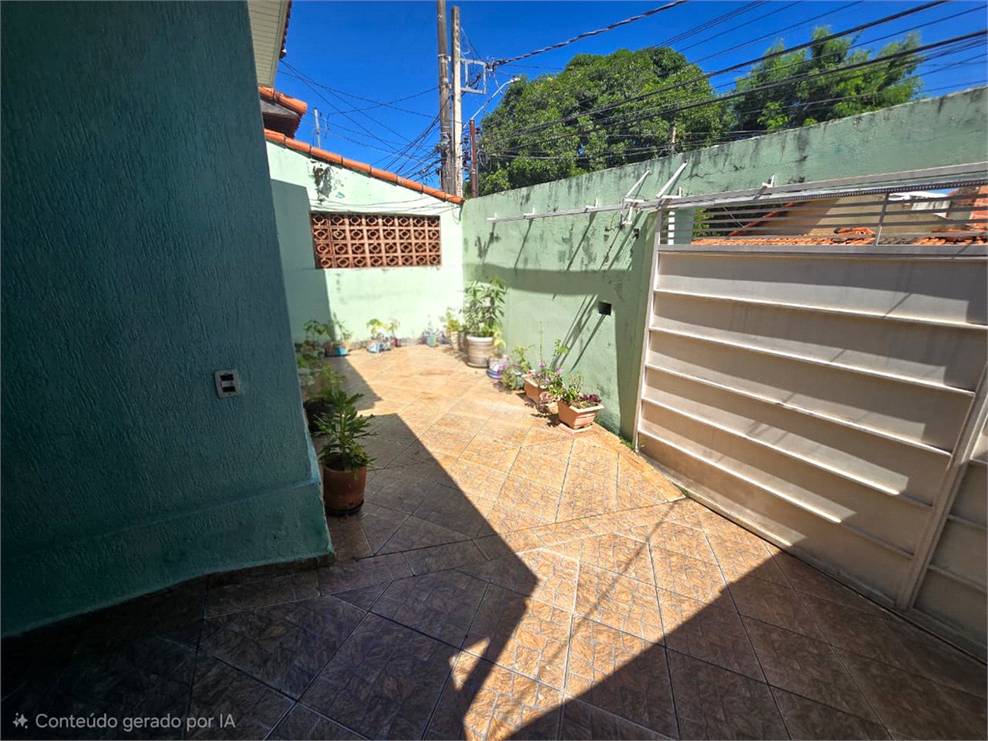 Casa à venda com 5 quartos, sendo 1 suíte,  em Vila Santana, Itapetininga, SP