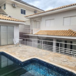 Casa à venda com 3 quartos, sendo 1 suíte, no condomínio Terras de São Francisco, Vinhedo - SP