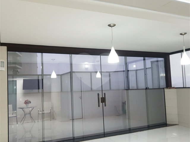 Cobertura à venda com 4 quartos, sendo 3 suítes,  em Santana, São Paulo, SP
