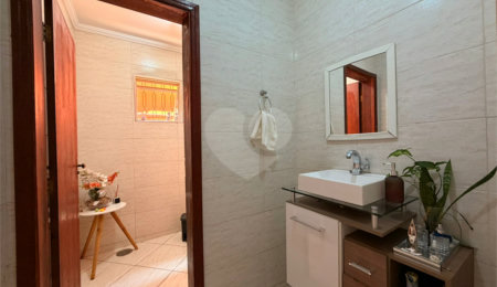 Sobrado à venda com 3 quartos, sendo 1 suíte,  em Jardim Califórnia, Sorocaba, SP