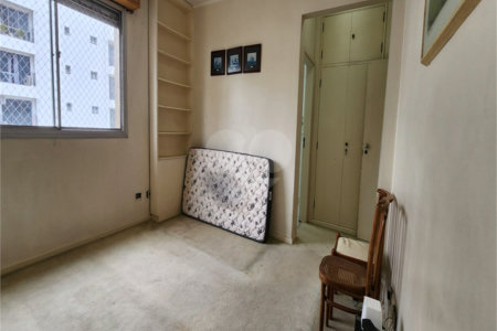 Apartamento à venda com 3 quartos, sendo 1 suíte, em Jardim Paulista, São Paulo, SP