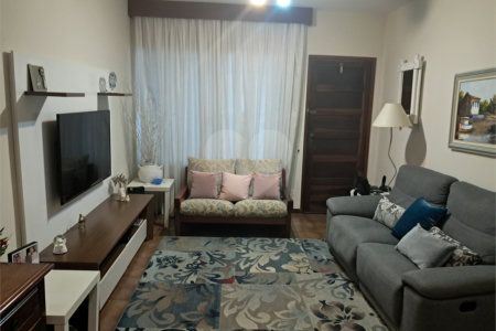 Sobrado à venda com 2 quartos em Granja Julieta, São Paulo, SP