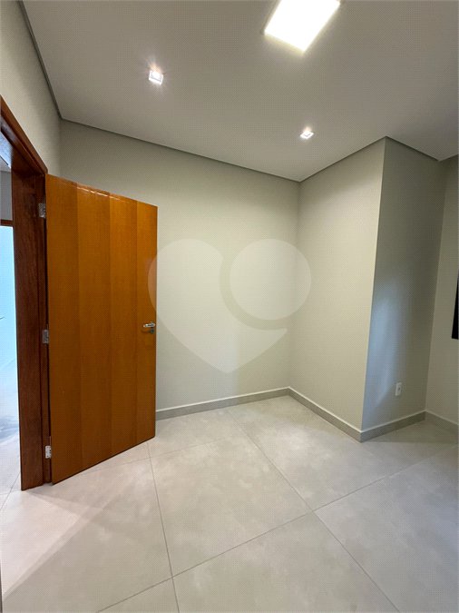 Casa à venda com 3 quartos, sendo 1 suíte, em Jardim Bom Sucesso, Indaiatuba, SP