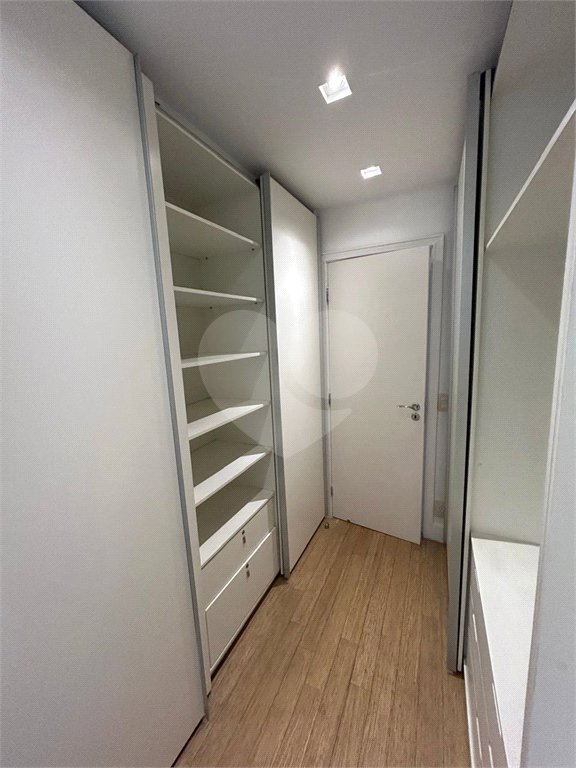 Apartamento à venda com 2 suítes em Parque do Morumbi, São Paulo, SP