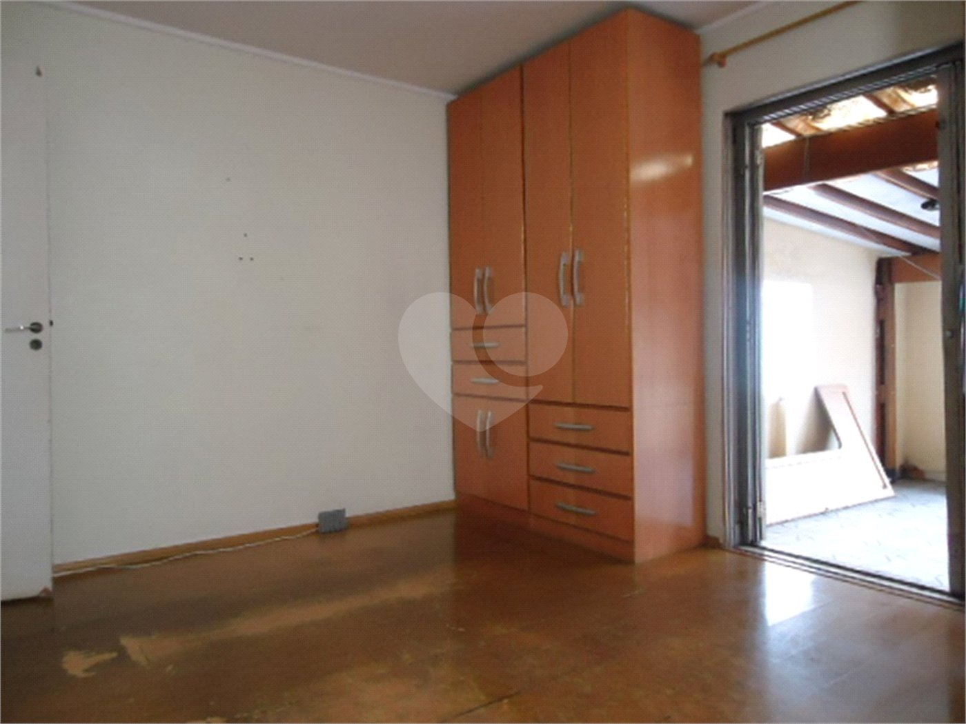Sobrado à venda com 3 quartos em Jardim Peri, São Paulo, SP