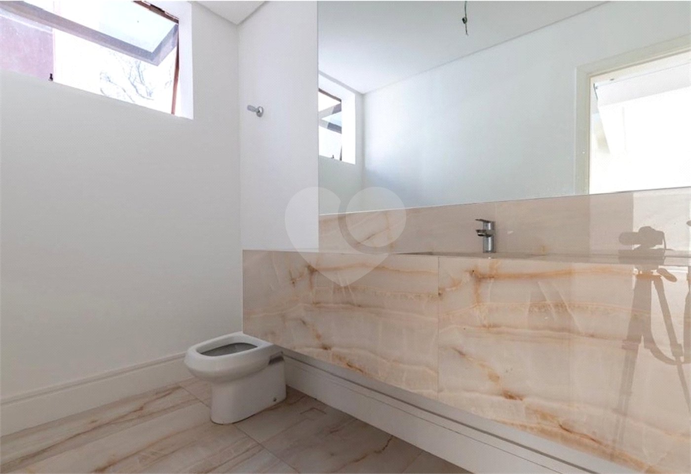 Casa à venda com 4 suítes no condomínio Porto Fino, São Paulo - SP