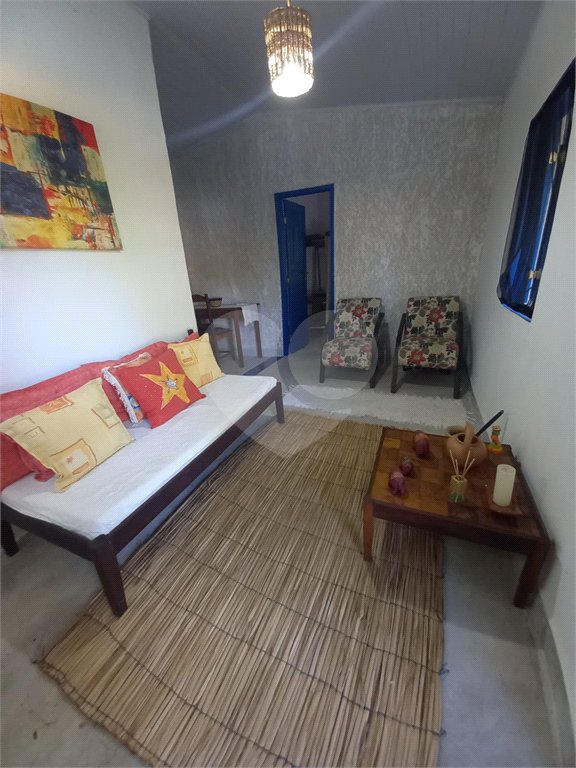 Chácara à venda com 3 quartos, sendo 1 suíte, no Centro, Santa Cruz Cabrália, BA