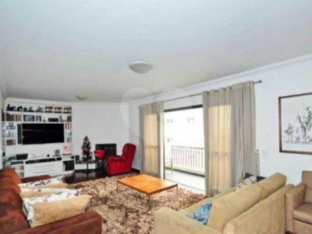 Apartamento à venda com 4 quartos, sendo 1 suíte,  em Morumbi, São Paulo, SP