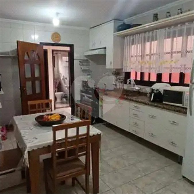Sobrado à venda com 3 quartos, sendo 1 suíte,  em Jardim Líbano, São Paulo, SP