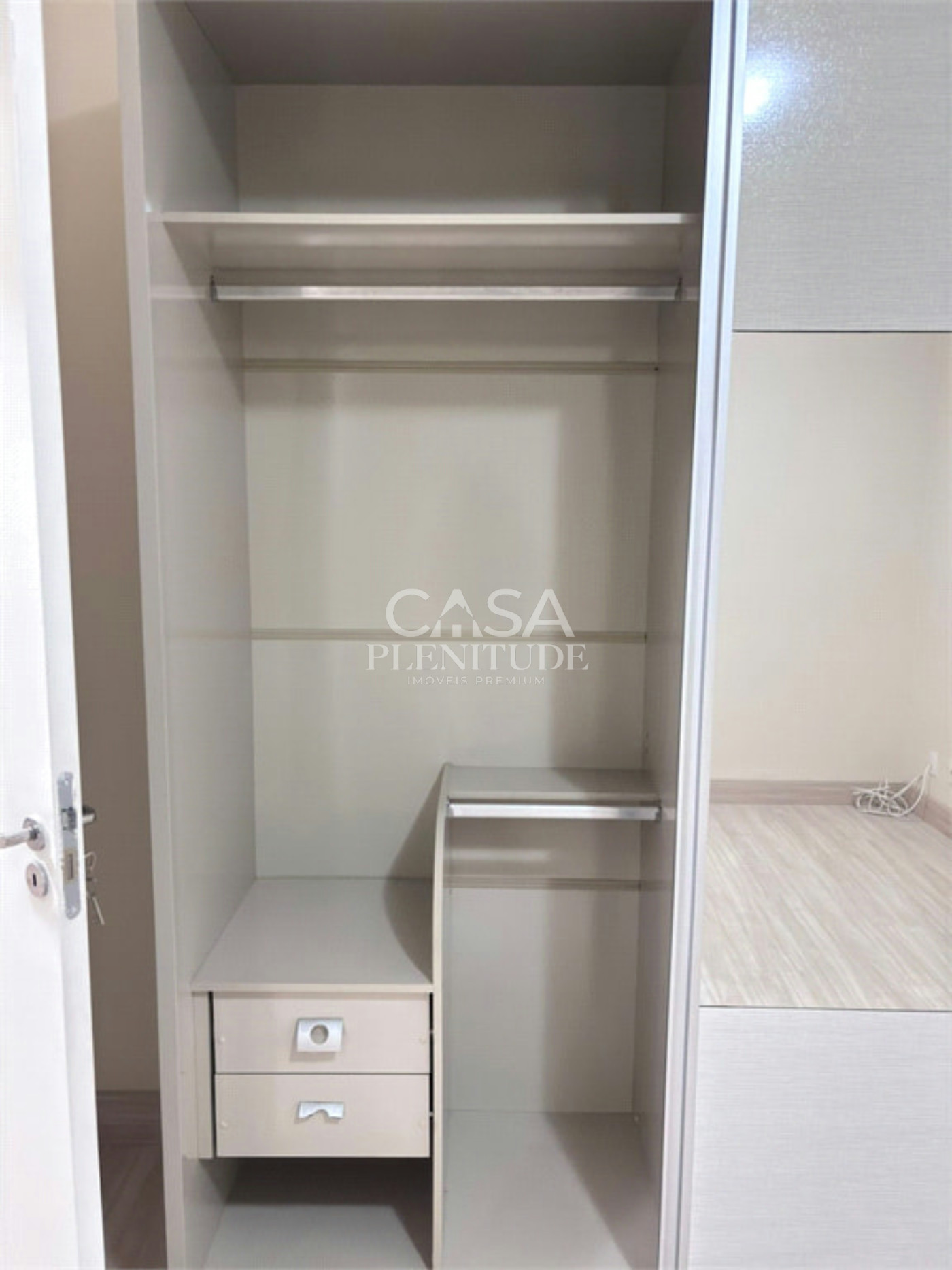 Apartamento à venda com 2 quartos, sendo 1 suíte,  em Jardim Maria José, Votorantim, SP