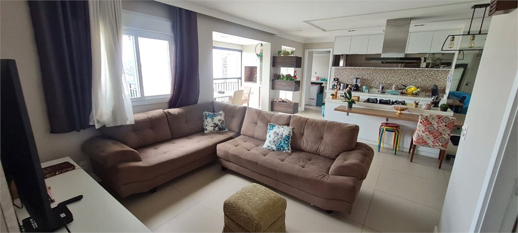 Apartamento à venda com 2 quartos, sendo 1 suíte, em Campestre, Santo André, SP
