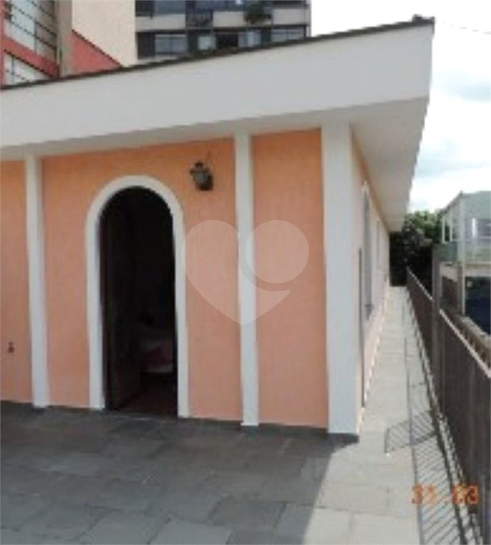 Sobrado à venda com 4 quartos em Vila Ipojuca, São Paulo, SP