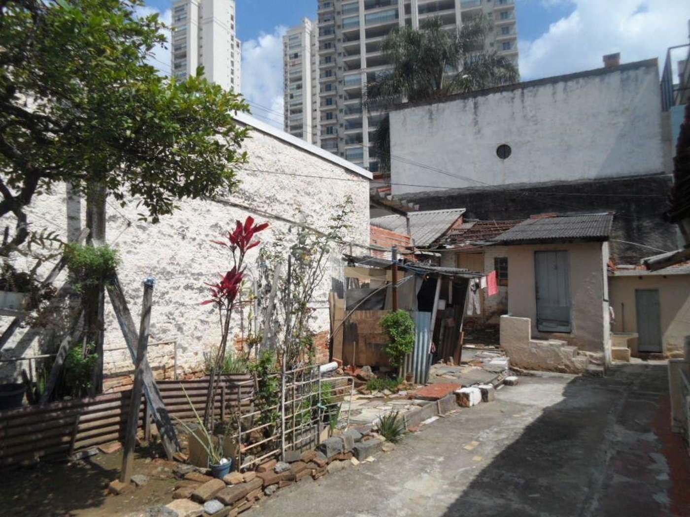 Terreno à venda com 1 suíte em Santana, São Paulo, SP