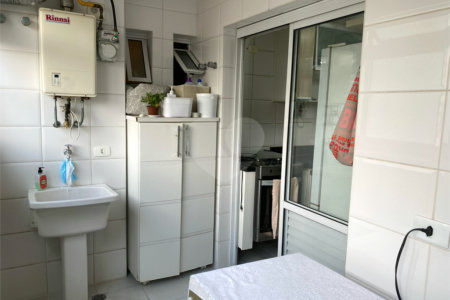 Apartamento para alugar com 2 quartos, sendo 1 suíte, em Alto da Lapa, São Paulo, SP