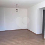 Apartamento à venda com 3 quartos, sendo 1 suíte, em Vila Mariana, São Paulo, SP