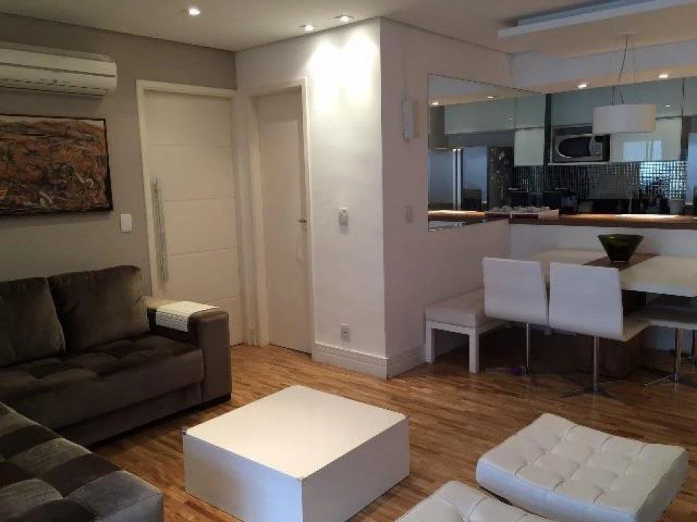 Apartamento à venda com 2 suítes em Real Parque, São Paulo, SP