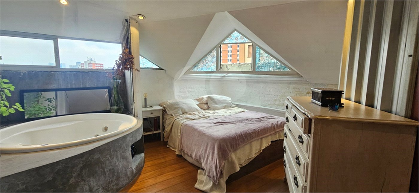 Apartamento à venda com 2 suítes em Santa Cecília, São Paulo, SP