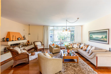 Casa de Vila à venda com 3 quartos, sendo 1 suíte, em Alto da Boa Vista, São Paulo, SP