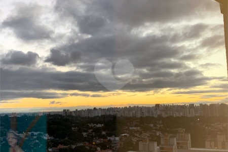 Apartamento à venda com 2 quartos, sendo 1 suíte, em Campo Belo, São Paulo, SP
