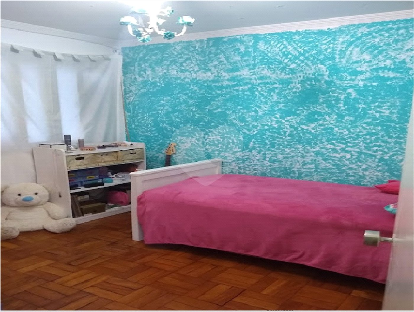 Sobrado à venda com 3 quartos, sendo 1 suíte, em Jaguaré, São Paulo, SP