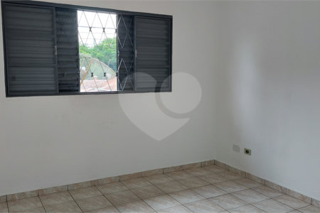 Sobrado à venda com 3 quartos, sendo 1 suíte, em Ressaca, Atibaia, SP
