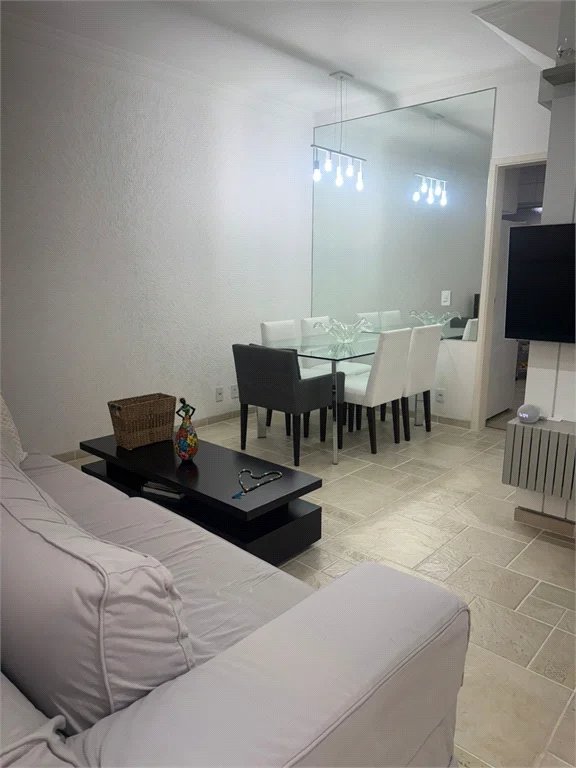 Casa à venda com 3 quartos, sendo 1 suíte, no condomínio Villas de São Francisco, São Paulo - SP