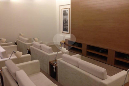 Apartamento à venda com 1 suíte em Jardim Leonor, São Paulo, SP