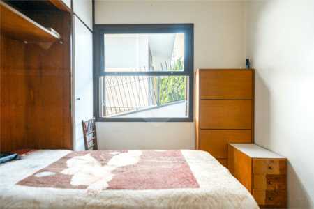 Casa Térrea à venda com 3 quartos, sendo 1 suíte, em Vila Inah, São Paulo, SP