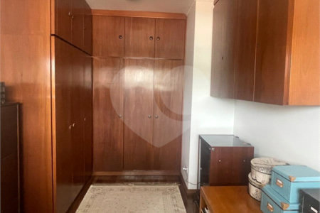 Sobrado à venda com 4 quartos, sendo 2 suítes, em Jardim Franca, São Paulo, SP