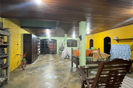 Sobrado à venda com 4 quartos, sendo 1 suíte,  em Vila Suissa, Mogi das Cruzes, SP