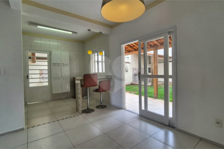 Casa à venda com 3 quartos, sendo 1 suíte,  no condomínio Residencial Horto Villagio, Sorocaba - SP