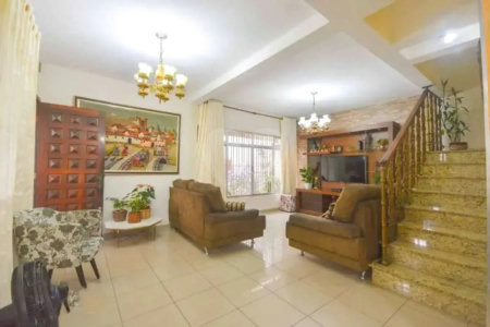 Casa à venda com 4 quartos, sendo 2 suítes, em Vila Mazzei, São Paulo, SP