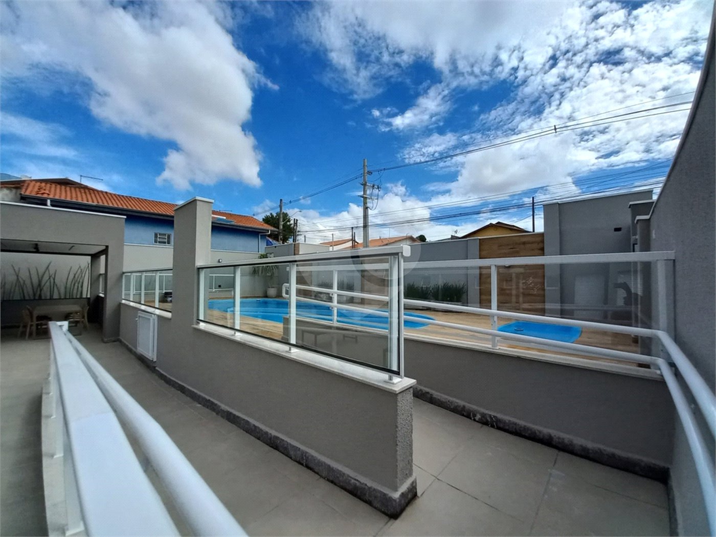 Apartamento à venda com 2 quartos, sendo 1 suíte,  em Jardim Oriente, São José dos Campos, SP