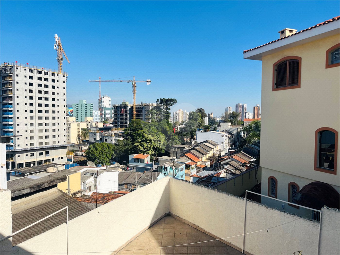 Sobrado à venda ou para alugar com 3 quartos, sendo 1 suíte,  em Tucuruvi, São Paulo, SP