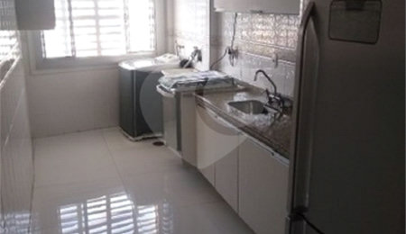 Apartamento à venda com 2 quartos em Luz, São Paulo, SP