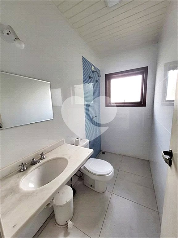 Casa à venda ou para alugar com 7 quartos, sendo 5 suítes, no condomínio Sausalito, Mairiporã - SP