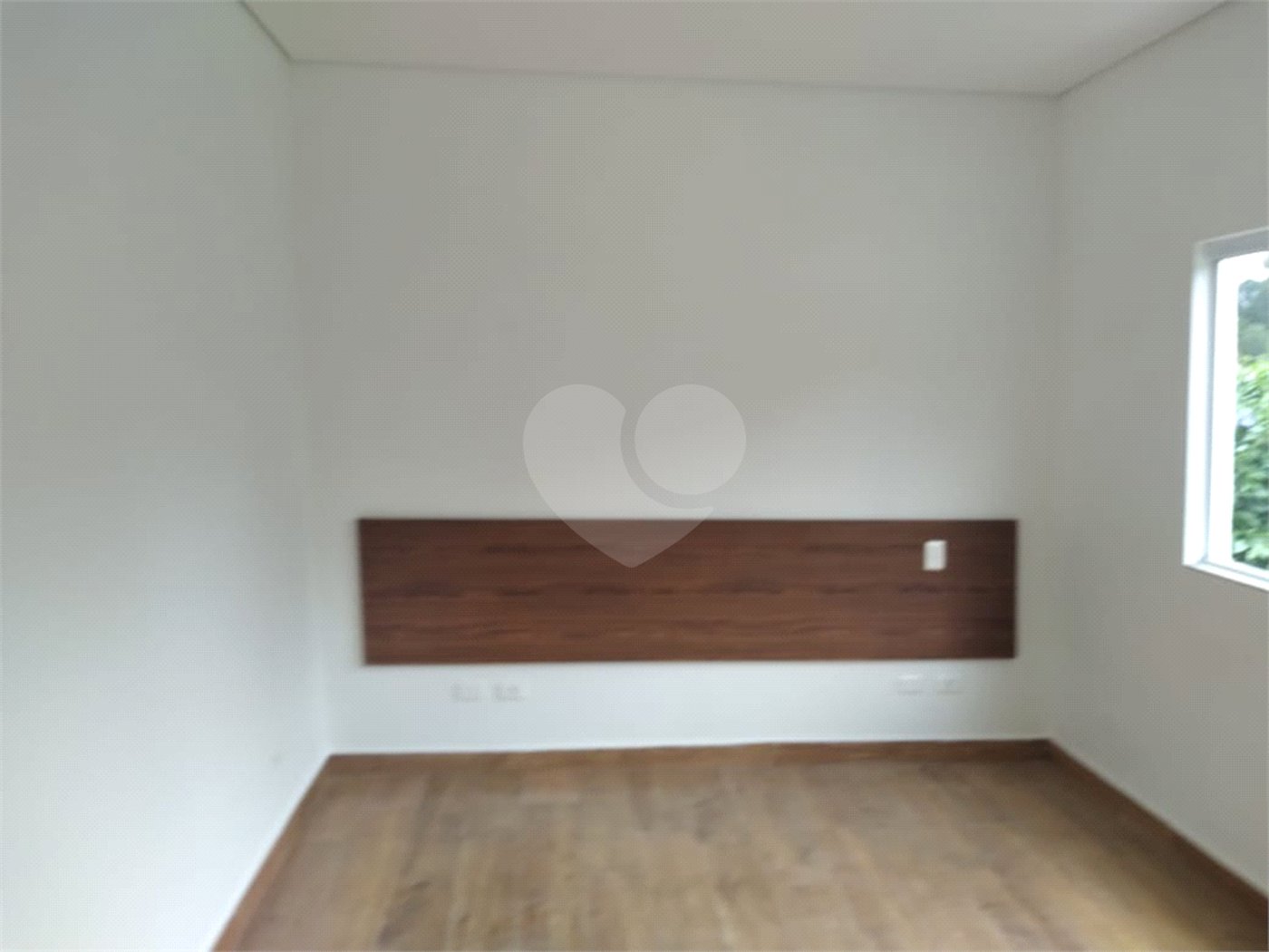 Casa à venda com 4 suítes no condomínio Saint Thomás Rua Uruana,9, Carapicuíba - SP
