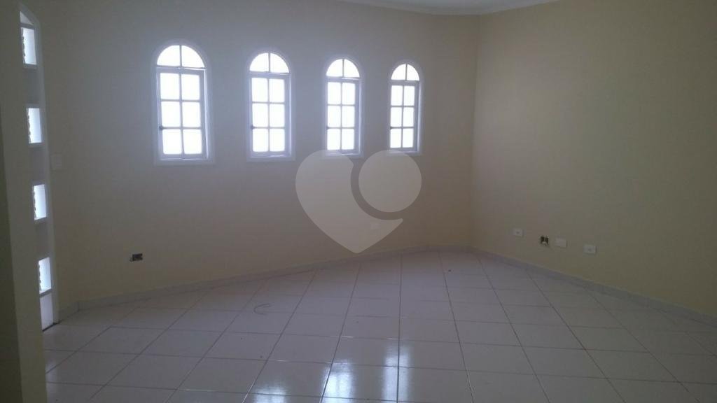 Casa à venda com 3 quartos, sendo 1 suíte, no condomínio São Marcos, São Paulo - SP