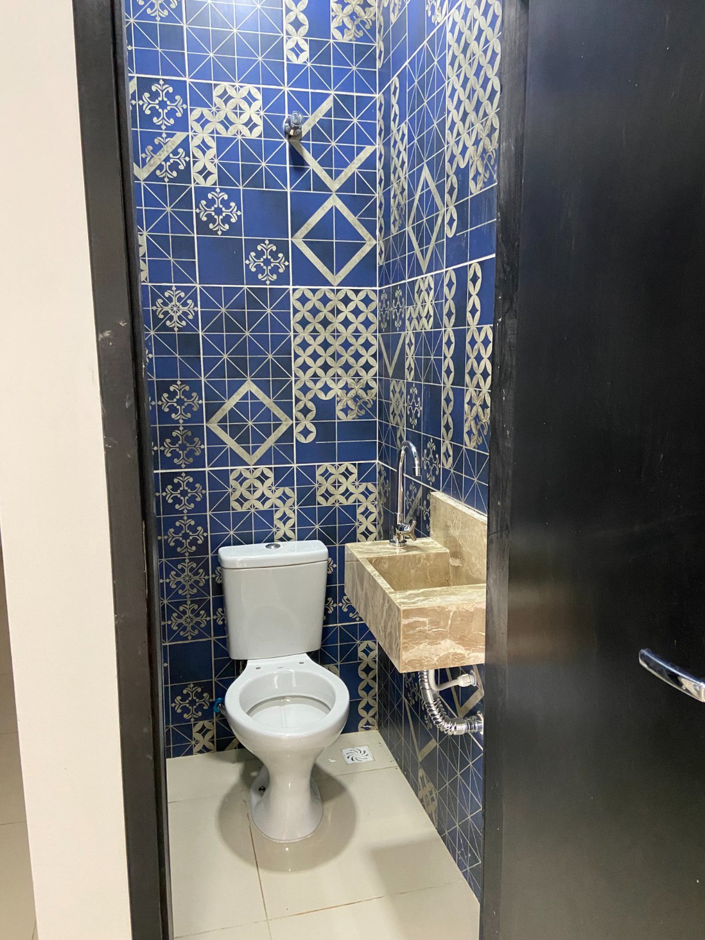 Casa à venda com 3 quartos, sendo 2 suítes, no condomínio PORTO LAGOA, Aquiraz - CE