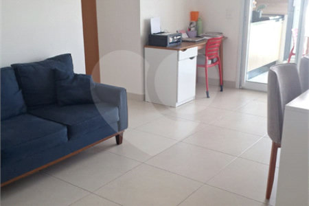 Apartamento à venda com 2 suítes em Vila Scarpelli, Santo André, SP
